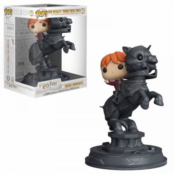 Harry Potter POP! Movie Moments Vinyl Figurine Ron Riding Chess Piece 21 cm